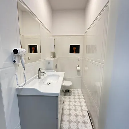 アパートホテル Baltic Plaza - Maximal 4*