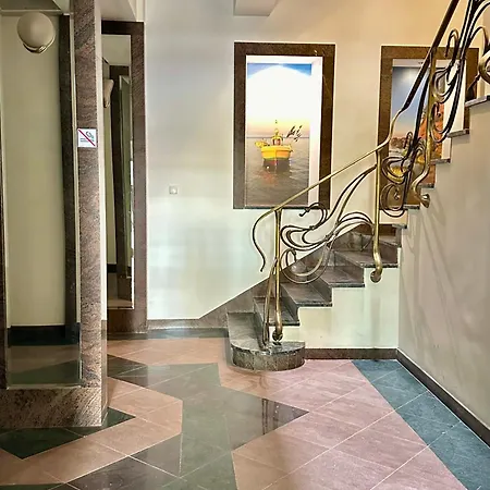 Baltic Plaza - Maximal